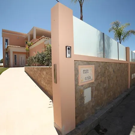 Casa Coralea Vila